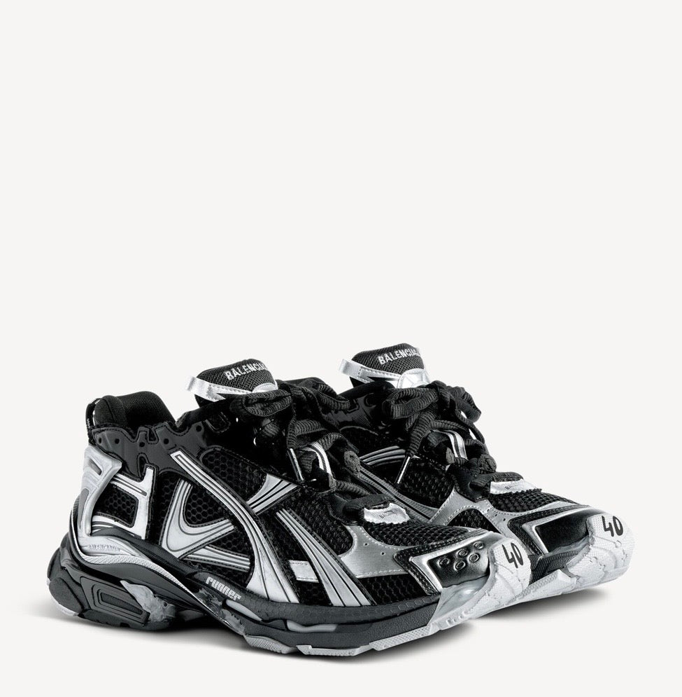 balenciaga runner