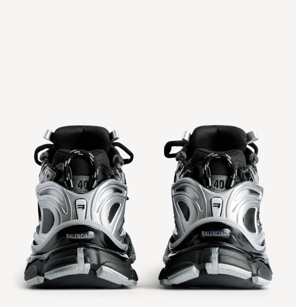 balenciaga runner